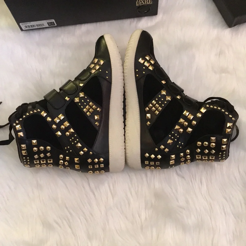 Sz 8 | Retro Madonna | Black & Gold Bootie | High Top Ankle Wedge 🔥